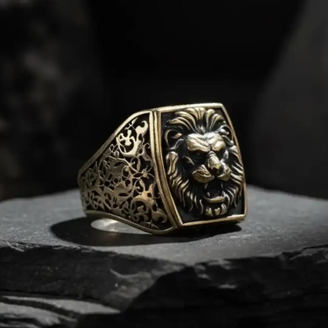 Lion Figured Silver Ring
