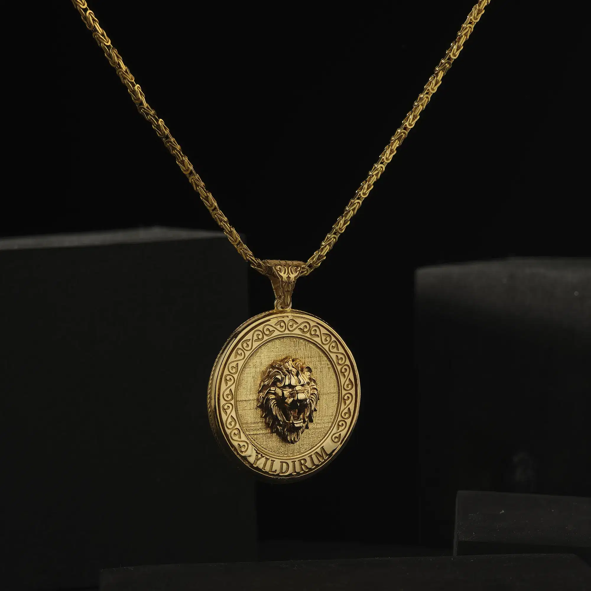 Lion Figured Zülfikarlı Gold Plated Silver Medallion