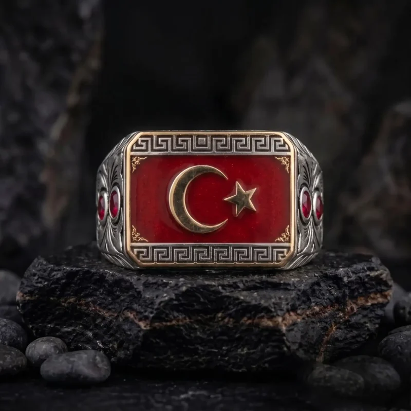 Kırmızı Mineli Ay Yıldızlı Gümüş Erkek Yüzük