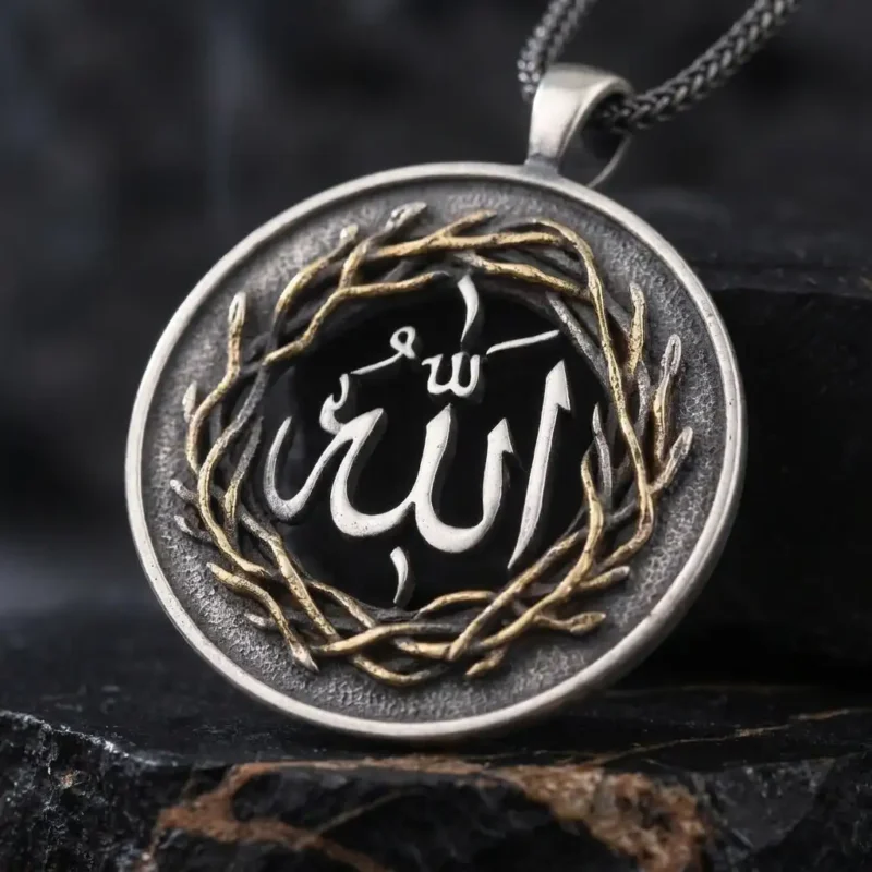 ottoman kuyumculuk yüzük kolye bileklik gümüş (2) Allah Yazılı Çelenk Detaylı Gümüş Kolye